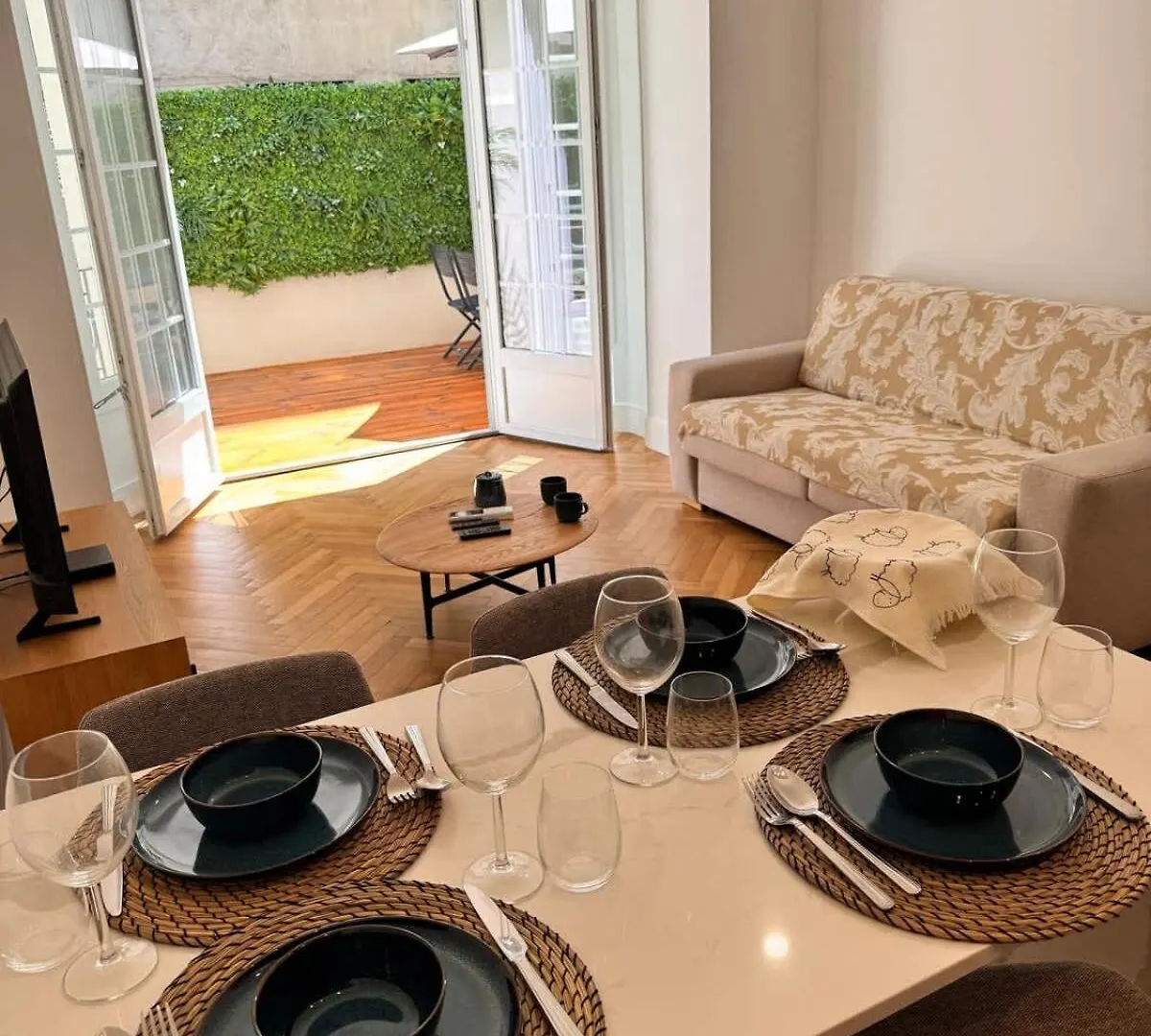 Luxury Central Condo With Private Terrace In Nice 0*,  France